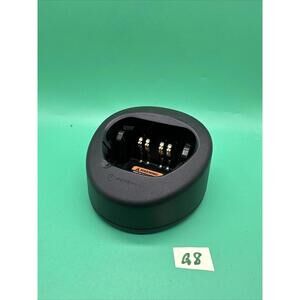MOTOROLA NTN8831A IMPRES RAPID BATTERY CHARGER ONLY/NO CABLE XTS3000 XTS3500